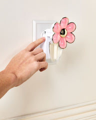 Daisy Scent Control™ Nightlight Wallflowers Fragrance Plug